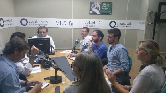 La tertúlia analitza el transport públic interurbà de Sant Cugat amb els partits
