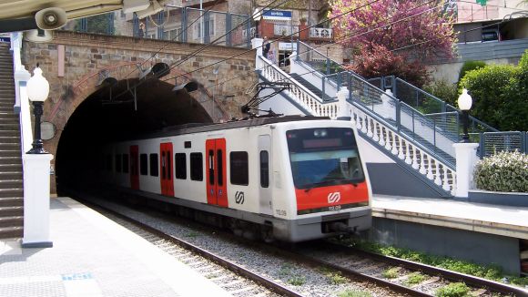 La CUP-PC i ICV-EUiA exigeixen a FGC que instal·li un ascensor a l'andana de la Floresta sentit Barcelona