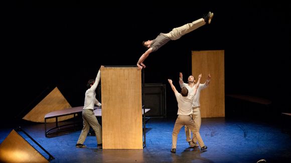 El circ d''inTarsi' inaugura avui la temporada del Teatre-Auditori amb entrades exhaurides