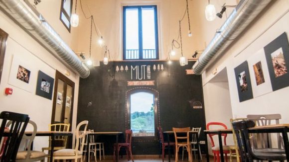 La bossa nova de l'Estefania Saborido Trio, avui al cicle de Música al MUT