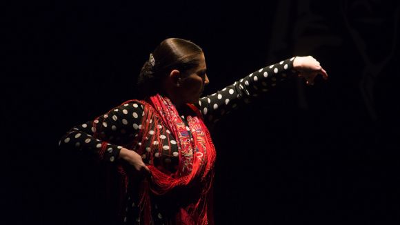 Sara Baras recorda els grans mestres del flamenc a un Teatre-Auditori ple