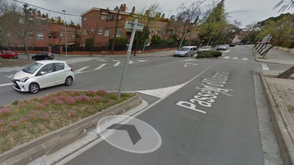 Set ferits lleus en un accident entre un turisme i un bus de línia a Sant Cugat