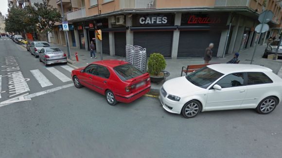 Mor un home de més de 80 anys a l'avinguda de Cerdanyola per una aturada cardiorespiratòria