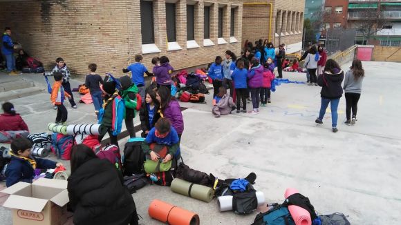 Més de 500 monitors i infants d'esplais reivindiquen avui les activitats al carrer