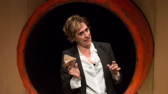 Clara Segura porta una mare al límit al Teatre-Auditori amb 'Conillet'