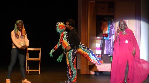 Lucrecia i els ritmes cubans traslladen el Teatre-Auditori a la Barcelona més màgica