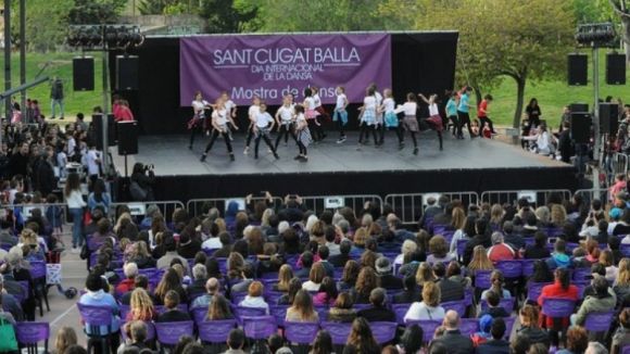 La dansa mou el cap de setmana amb el 'Sant Cugat Balla'