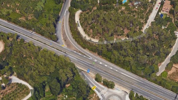 Un valldoreixenc mor en un accident de moto a la carretera de Vallvidrera