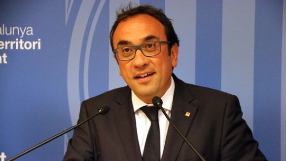 Rull aposta per un decret llei d'aplicació immediata per controlar l'intrusisme en el taxi