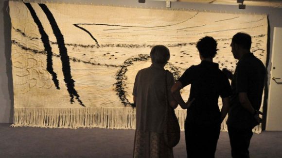 La Casa Aymat acull avui una visita guiada a l'exposició del tapís