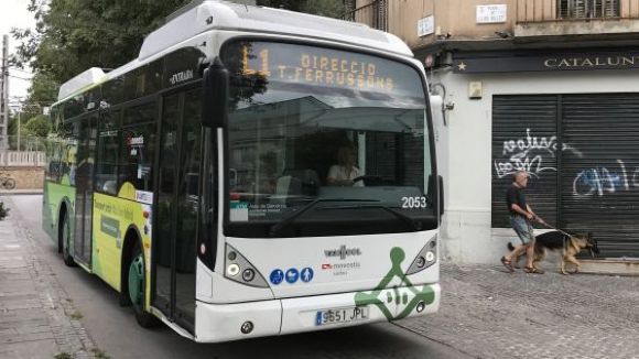 L'Ajuntament habilita avui i per Tots Sants un servei especial d'autobusos per anar al cementiri
