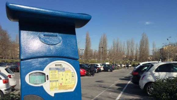 La zona blava torna a ser de pagament a partir d'avui