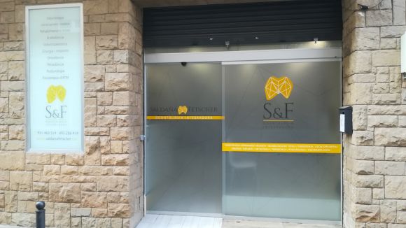 La clínica dental Saldaña Fetscher, protagonista del magazín 'Connectats a l'estiu'