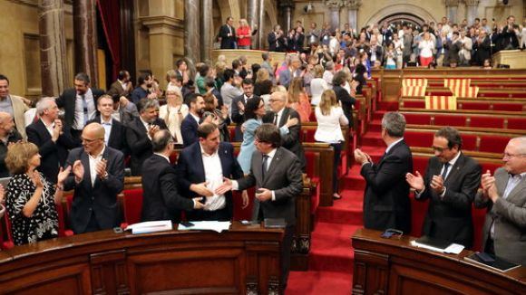 Cs, el PSC i el PP reproven el decret d'alcaldia de suport a la convocatòria de l'1-O i ICV-EUiA no es mulla