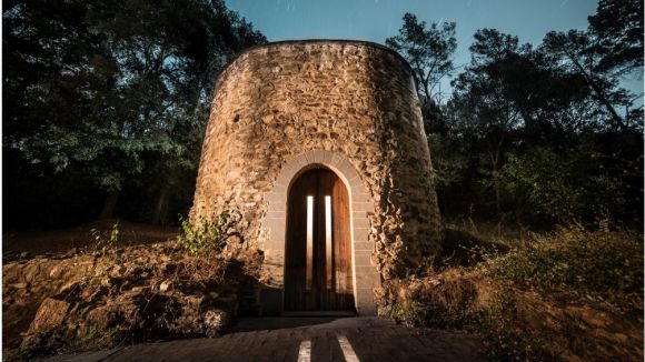 Mariano Pagès inaugura avui una exposició fotogràfica sobre edificis religiosos a Collserola