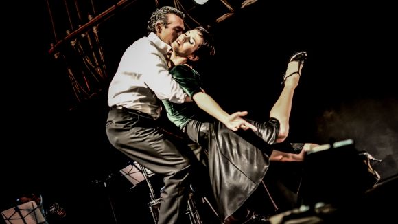 L'emoció arriba al Teatre-Auditori amb la dansa i la música de 'Tu nombre me sabe a tango'