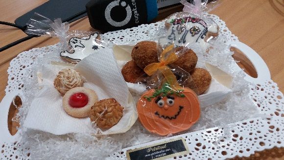 Panellets i moniatos, tradicions gastronòmiques de la castanyada, a l'espai 'Amb molt de gust'