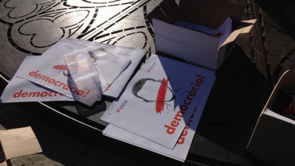 Encartellada reivindicativa per començar una setmana d'accions de protesta d'ANC i Òmnium