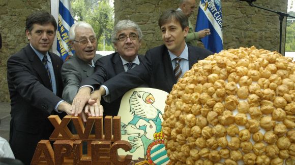 L'associacionisme reacciona a la mort de l'exalcalde Àngel Casas