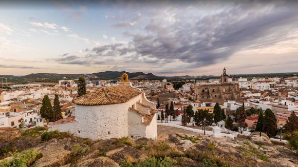Un viatge poètic pels Països Catalans amb cinc poetes, la proposta d'avui del FNP