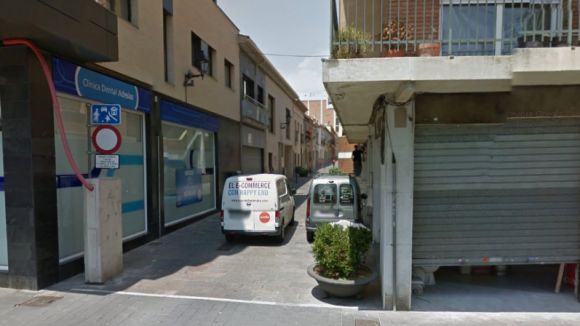 Talls de trànsit al carrer del Carme des d'aquest dilluns per obres d'arranjament de la vorera