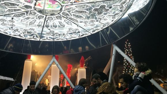 Sant Cugat dóna la benvinguda al Nadal amb l'expectació de l'estrena dels llums interactius