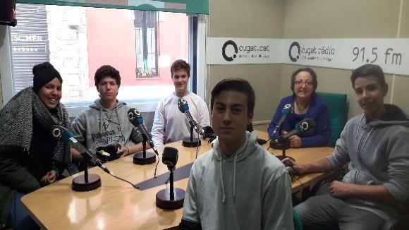 Els joves de l'institut Leonardo da Vinci comparteixen els temes que els interessen a l'espai 'El nostre temps'