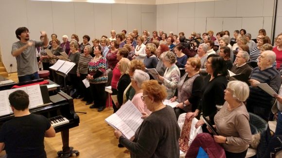 Els cantaires del 'Canta Gran!' escalfen motors per a l'espectacle d'aquest diumenge