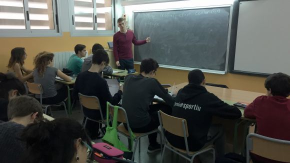 Un alumne del Massachussets Institute of Technology imparteix classes durant un mes al 'Plafa'