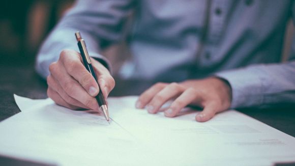 L'equip del Servei Local de Català anucia la data per apuntar-se a l'examen oficial de nivell de català