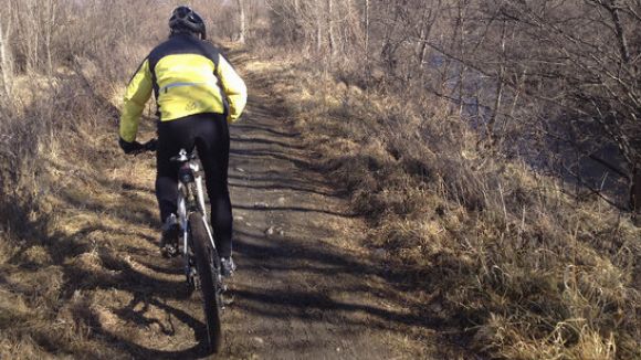 Cinc investigadors de la Gimbernat de Sant Cugat i la UAB creen un seient de bicicleta per evitar lesions