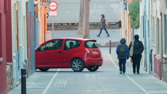 Un lector de matrícules controlarà l'accés dels vehicles al centre vianantitzat a partir del març