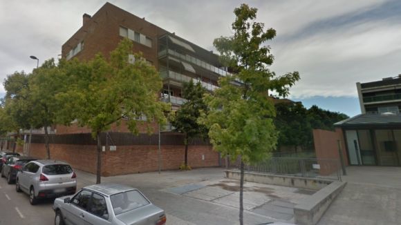 Entren a robar dues vegades en un mes a un bloc de pisos de l'avinguda del Pla del Vinyet