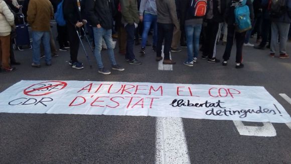 Dos santcugatencs, detinguts per encadenar-se a la porta del TSJC
