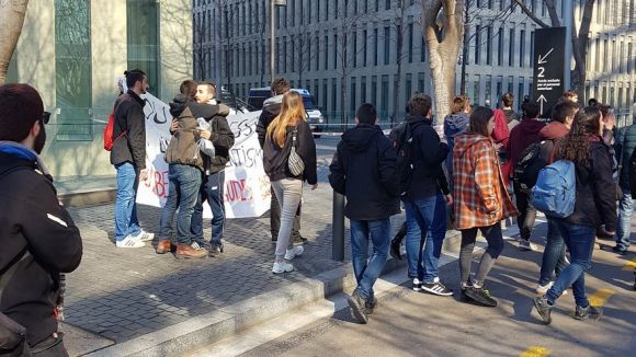Fiscalia demana dos anys i mig de presó per dos santcugatencs per bloquejar l'accés al TSJC