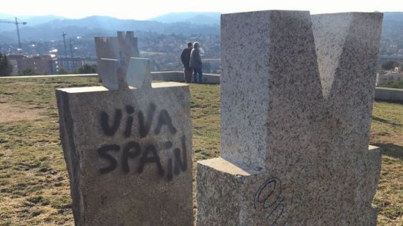 L'ANC local rebutja les pintades independentistes i unionistes aparegudes a Sant Cugat