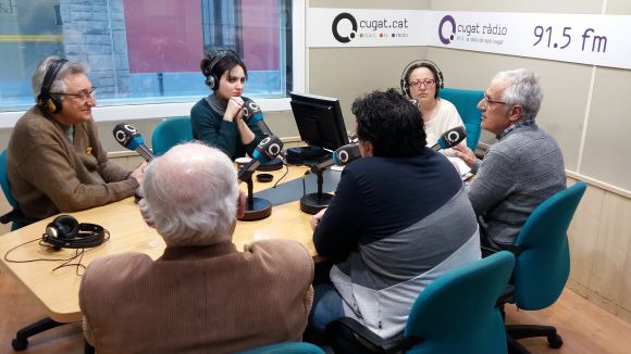 La tertúllia debat sobre la substitució del sistema de pilones i el tancament del consolat de Finlàndia