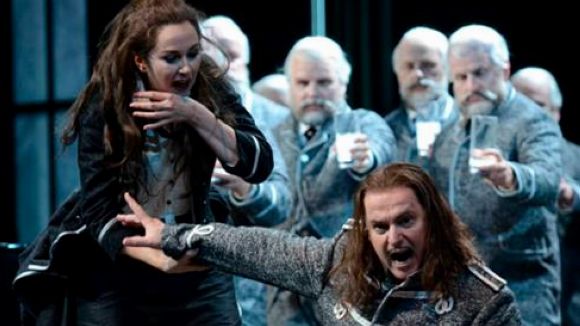 Cinesa Sant Cugat acull avui la projecció de l'òpera 'La dama de piques' de Txaikovski