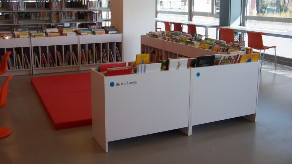 La tecnologia i els contes són els protagonistes en la programació d'abril de les biblioteques