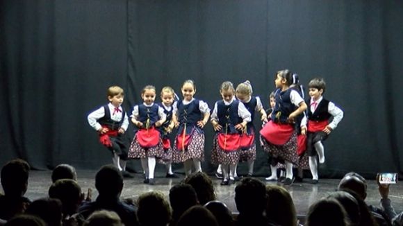La música i els balls tradicionals, protagonistes de la Trobada d'Esbarts del Grup Mediterrània