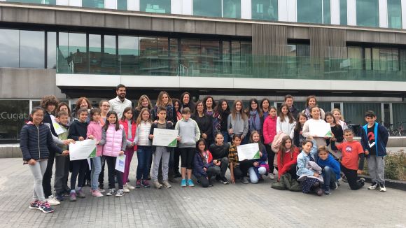 L'Ajuntament celebra la cloenda de la 3a Marató de l'Estalgia amb alumnes de les escoles implicades