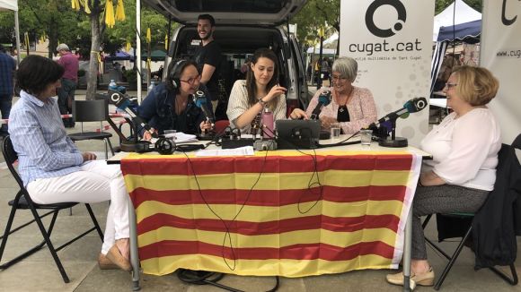 El magazín obre l'especial Sant Jordi parlant de l'aprenentatge d'escriptor i del conte dels Gegants de Sant Cugat