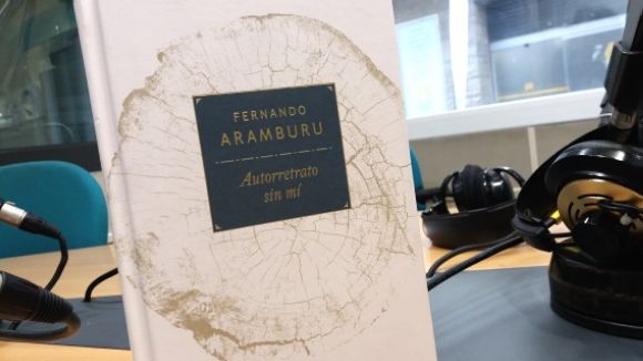 'Autoretrato sin mi', la prosa poètica amb la qual Fernando Aramburu reflexiona sobre la seva vida