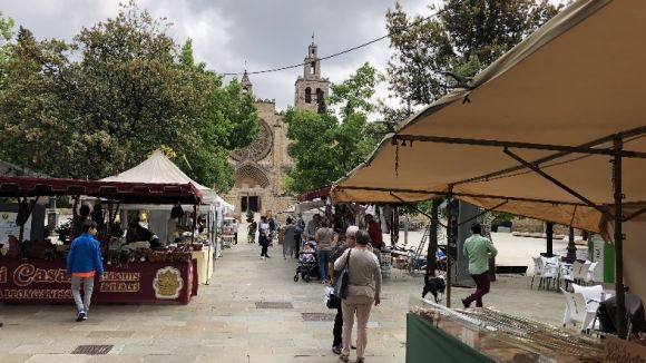 Els aliments artesans i ecològics tornen a omplir la plaça d'Octavià per la Fira de Sant Ponç
