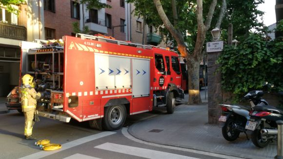 Petita fuita de gas per unes obres a Lluís Companys