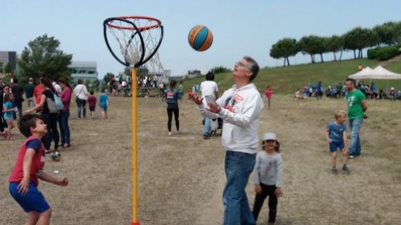 La primera Diada del joc i l'esport a Volpelleres aplega prop de 250 persones al Parc de la Guineu