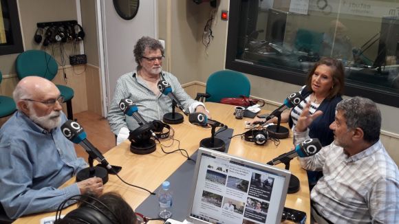 Alt: La tertúlia analitza l'actualitat política i fa balanç de la Nit de l'Art a Sant Cugat