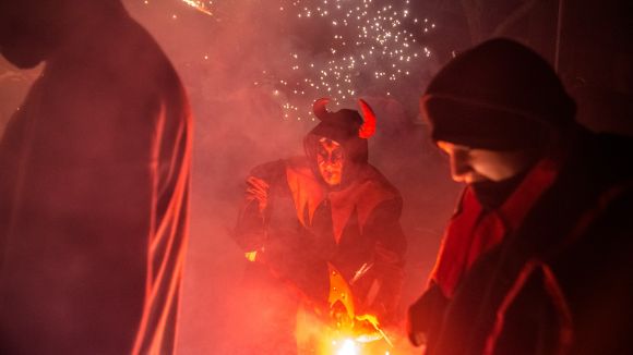 Sant Cugat vibra avui amb els Gegants, els Diables i el centenari del tren