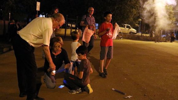 Interior demana molta precaució en el cap de setmana 'més perillós de l'any' pels petards, els incendis i l'alcohol