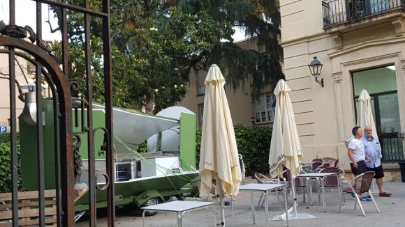 El food truck de l'Ateneu no podrà estrenar-se per Festa Major per una deflagració de gas
